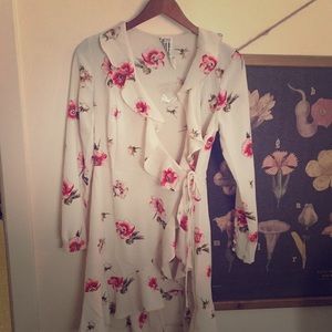 Gorgeous wrap free people dress!!